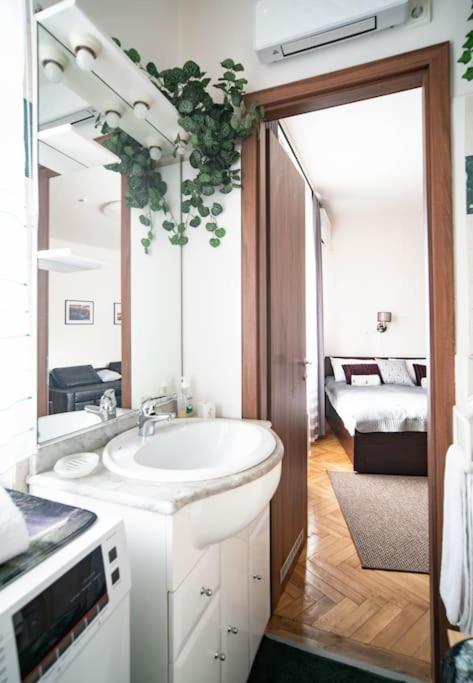Bumblebee Apartment With Ac Budapest Eksteriør billede