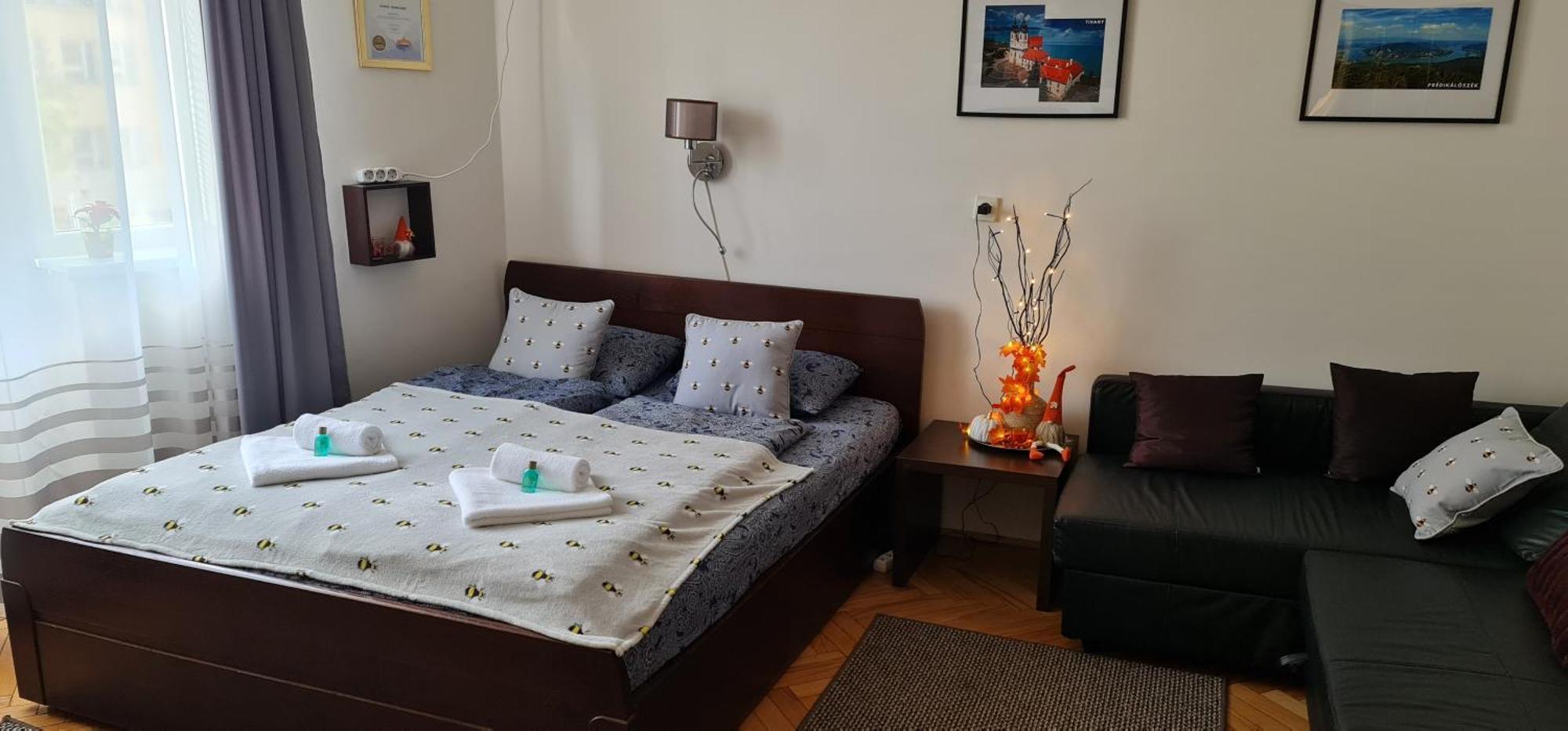 Bumblebee Apartment With Ac Budapest Eksteriør billede
