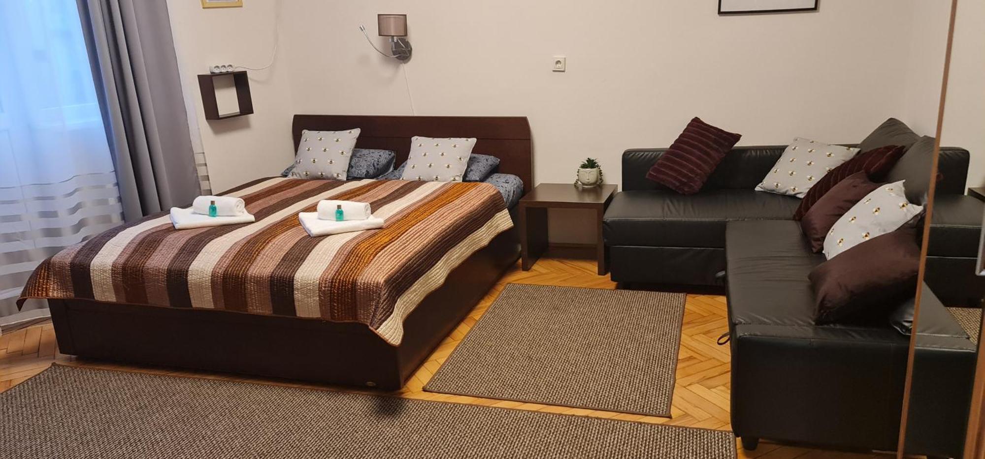 Bumblebee Apartment With Ac Budapest Eksteriør billede